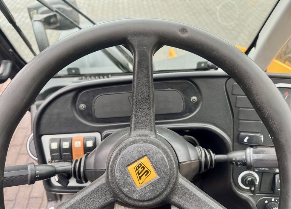 Телескопічний навантажувач JCB 531-70 AGRI 2015р