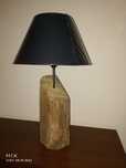 Lampa stojąca drewniana