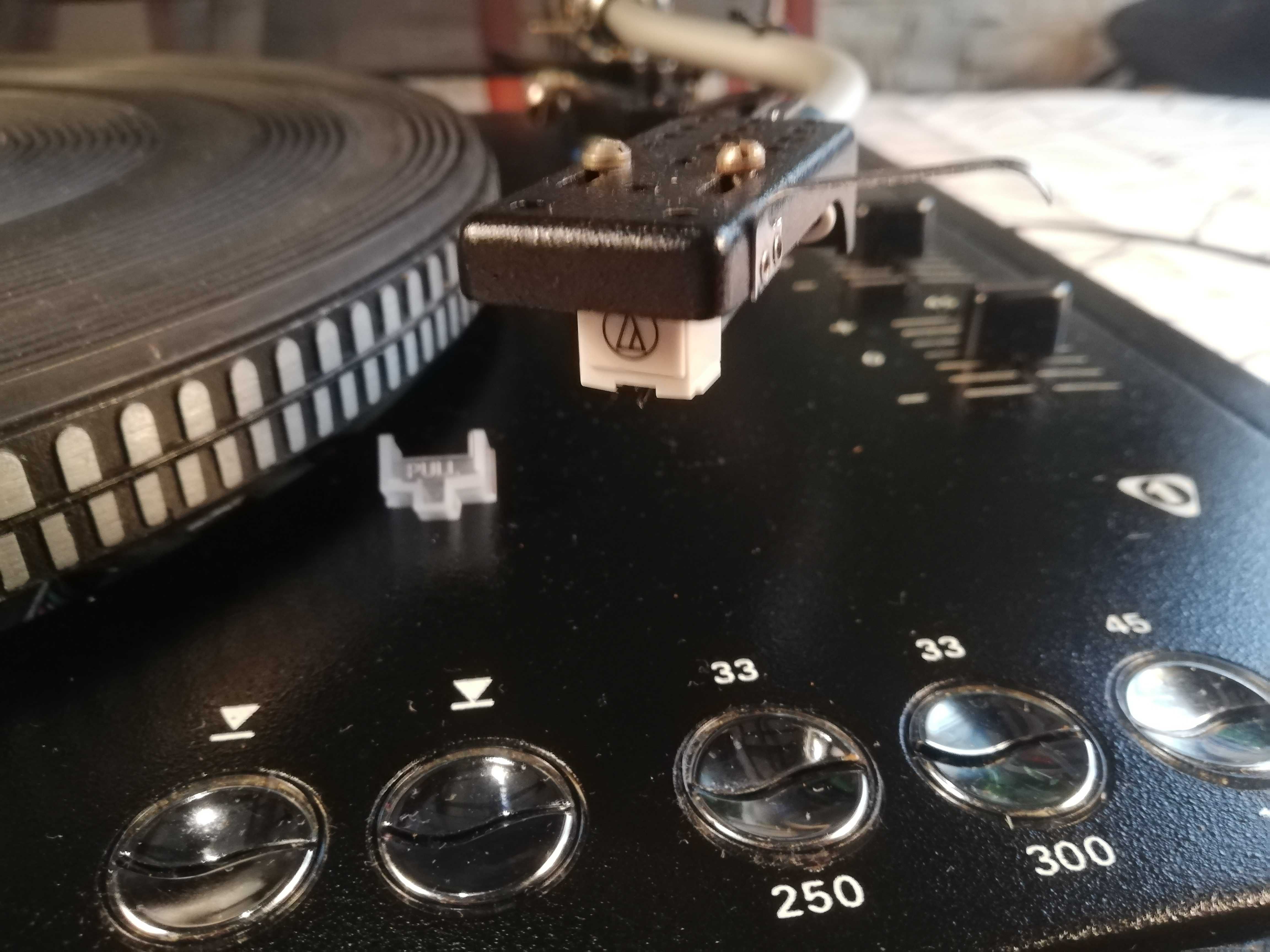Sprzedam Gramofon Daniel  G-1100fs Hi Fi  odtwarza Maxi single  unikat