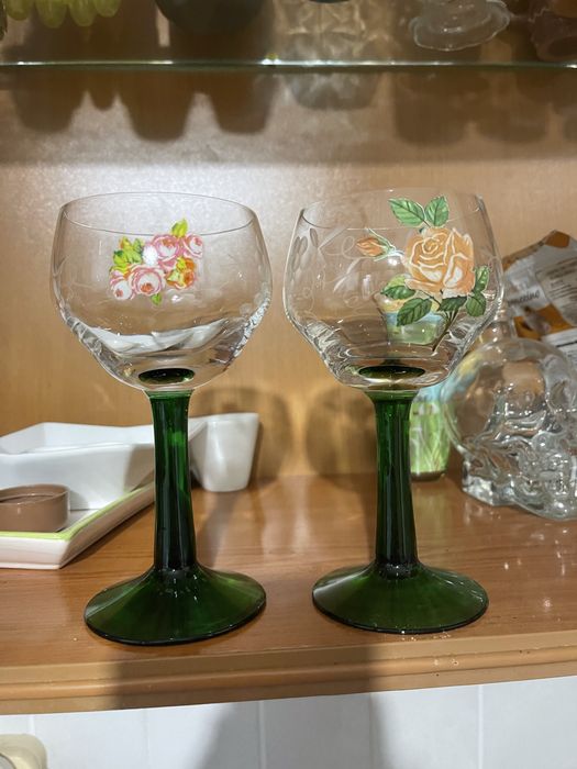 Бокалы на зеленой ножке винтаж