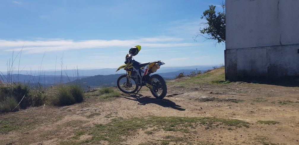 Suzuki RMX 450-Z