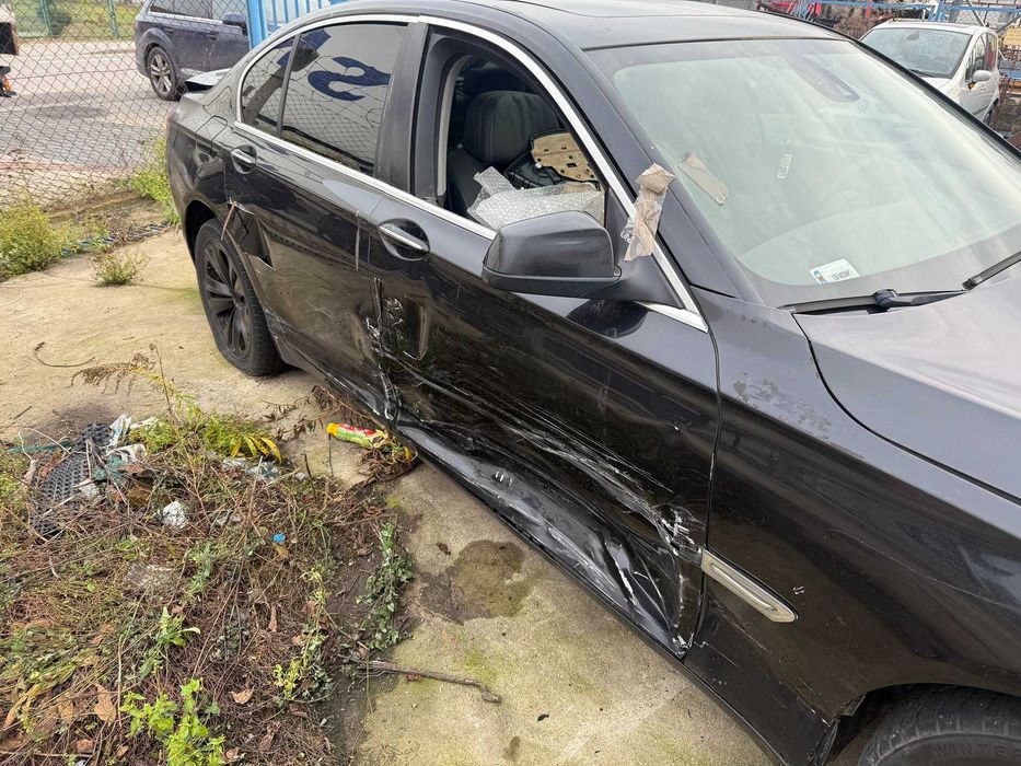BMW 730D F01 ,uszkodzona ,jezdzi , full