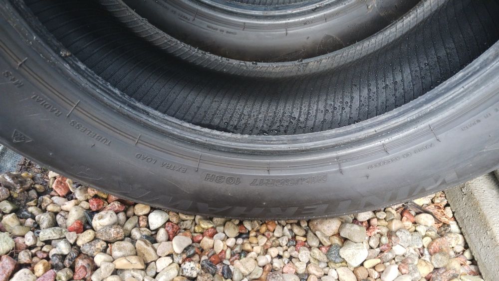 Sprzedam zimowe opony Firestone 215/65R17. Cena za komplet