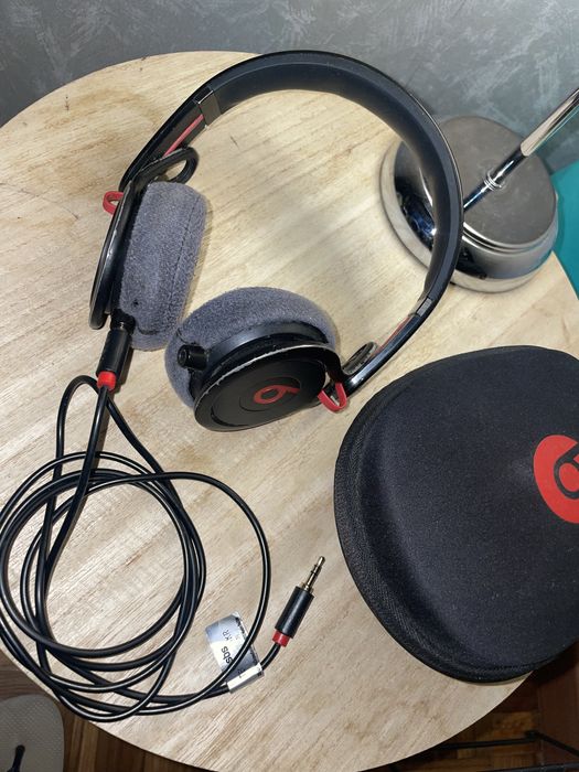 Beats By Dre Mixr