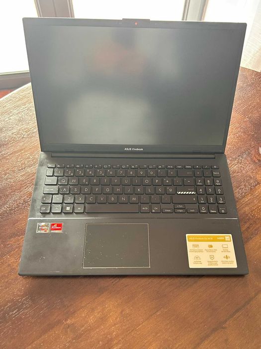 PC Asus Vivobook GO E1504FA