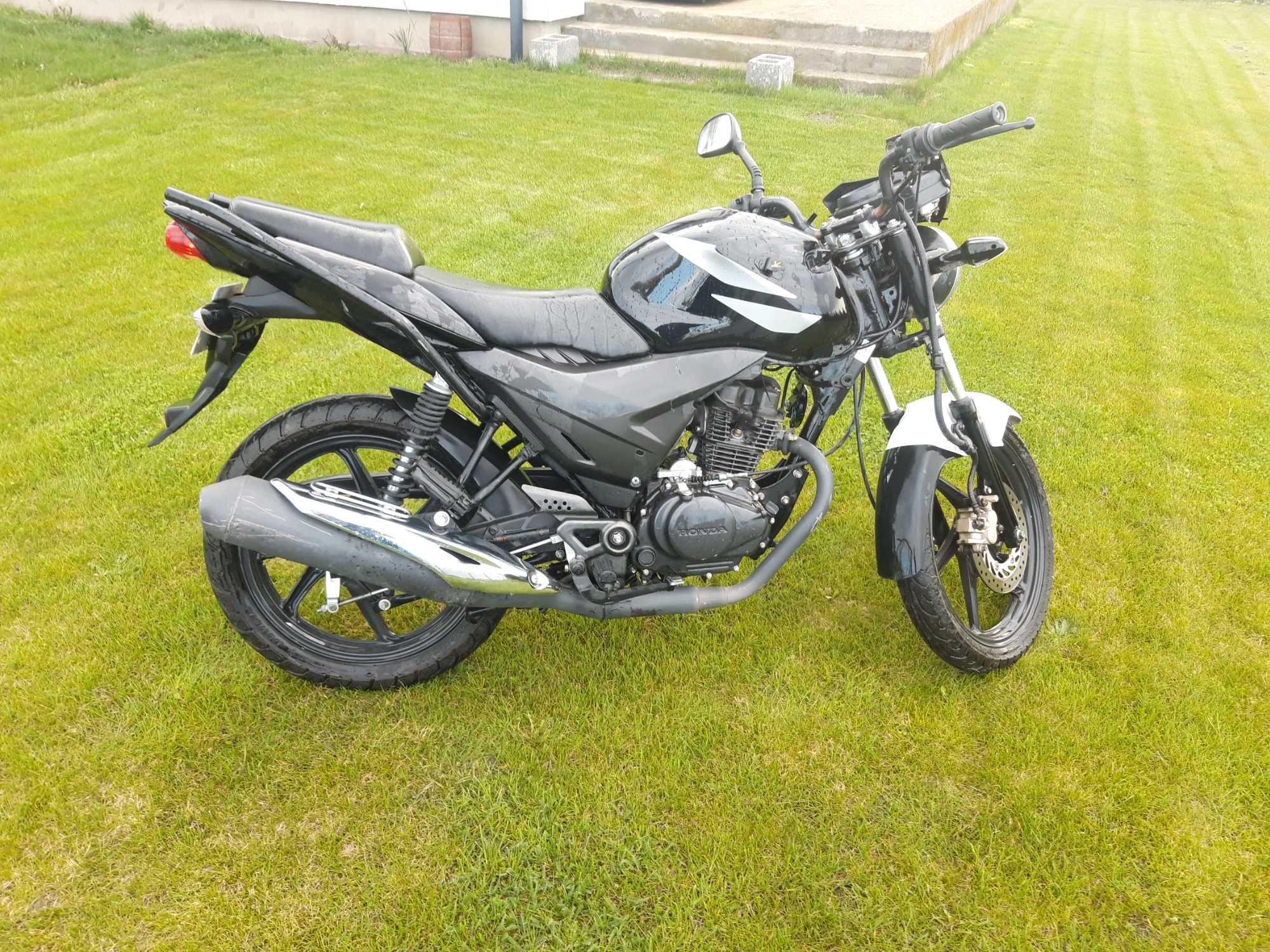 Honda cbf 125cm z 2013r