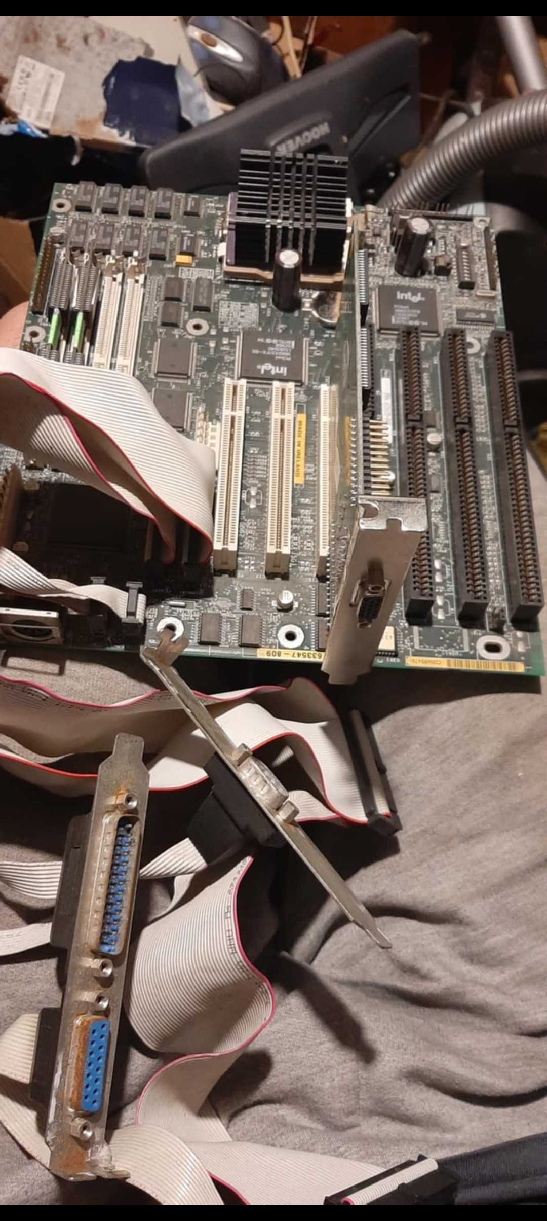 Retro Płyta z procesorem intel pentium  75Mhz