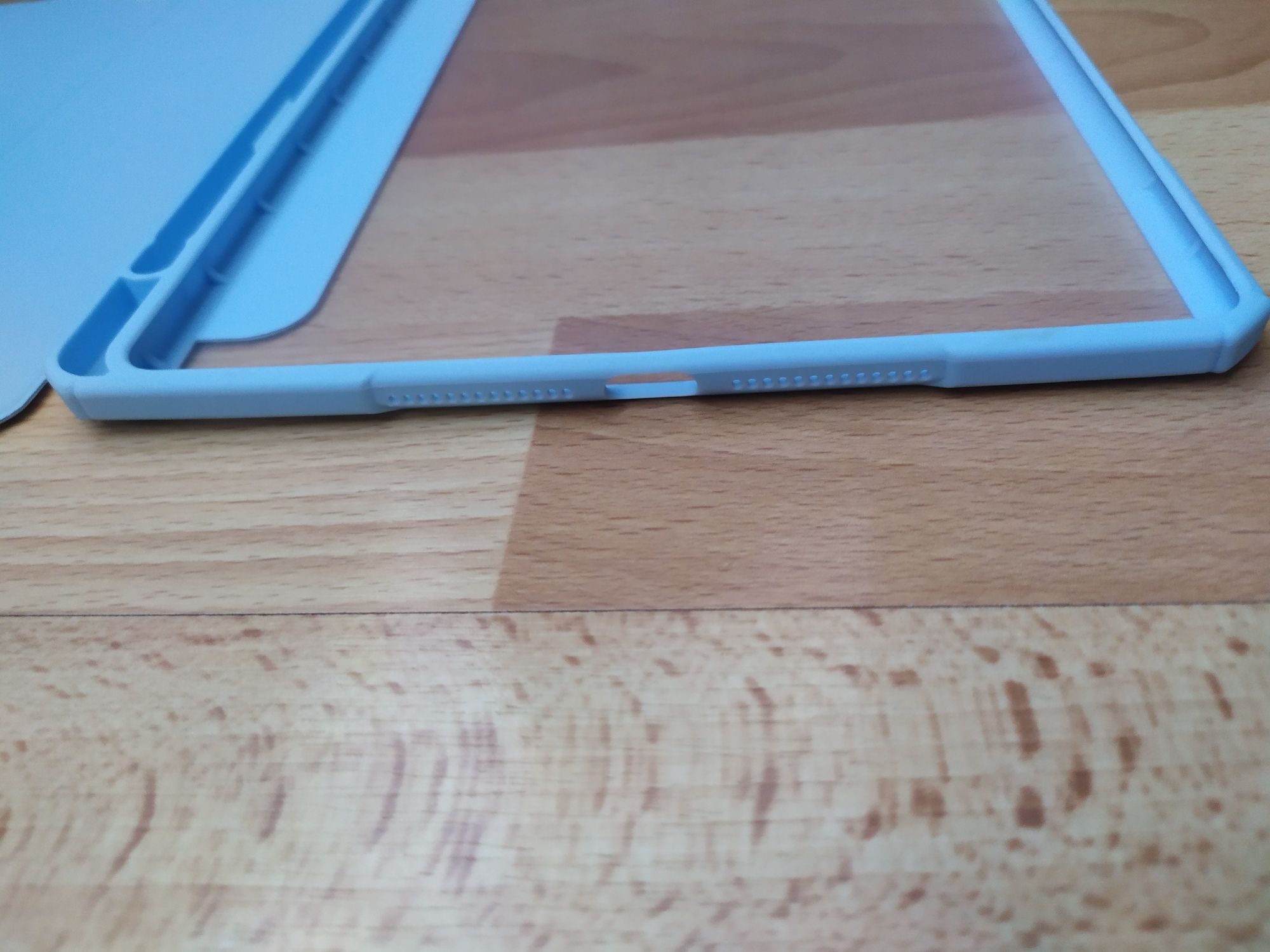 Etui iPad z miejscem na iPencil - niebieskie