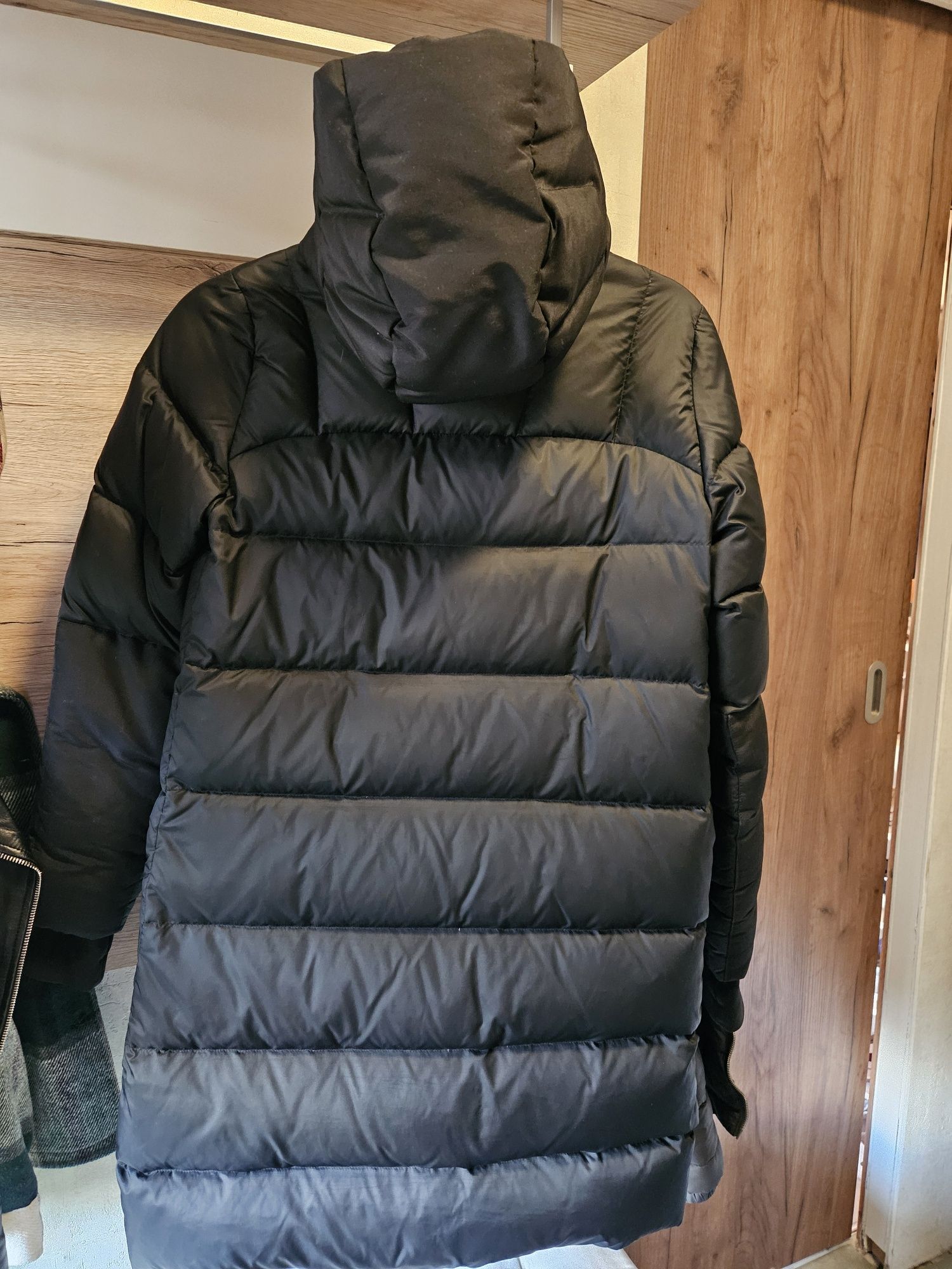 Kurtka puchowa Lacoste r. 34, naturalne wypełnienie