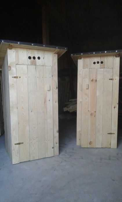 Toaleta drewniana ogrodowa WC na działkę ROD budowę wychodek sławojka