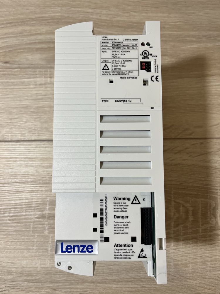 Перетворювач частоти Lenze 8200 vector (частотник)