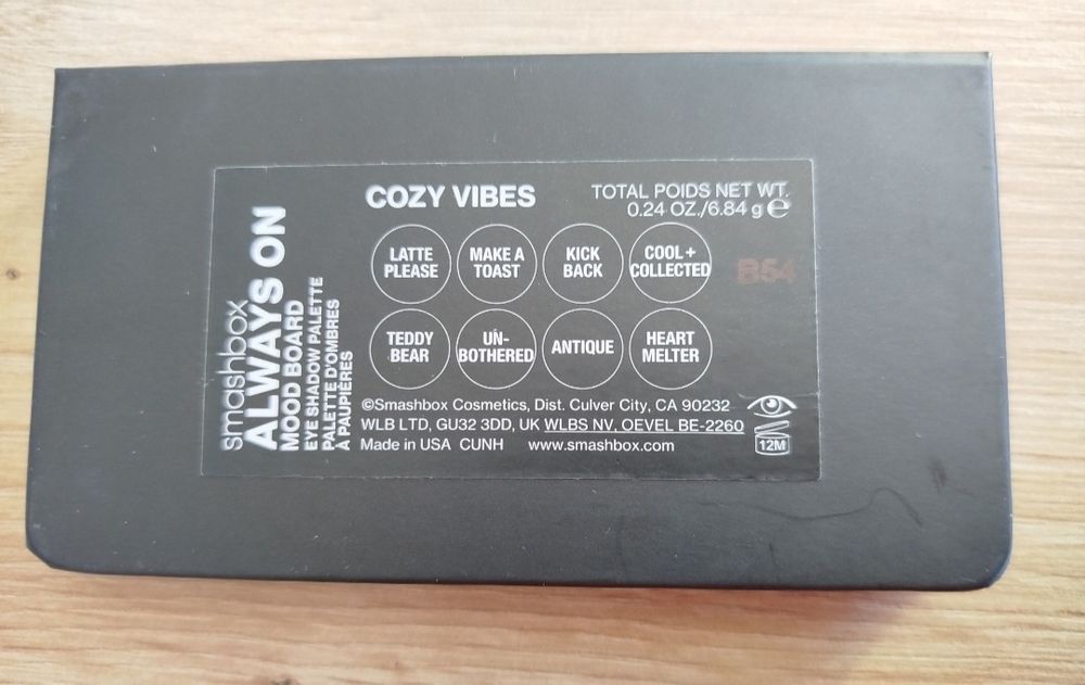 Dwie palety Mario i Smashbox