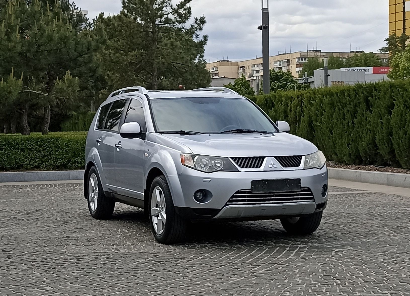 Mitsubishi Outlander XL 3.0 V6