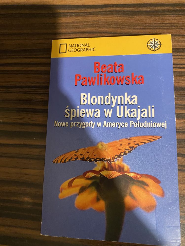 Blondynka śpiewa ukajali B.Pawlikowska