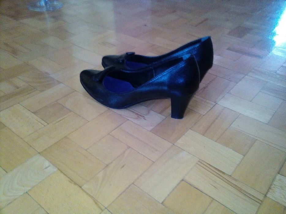 Buty .