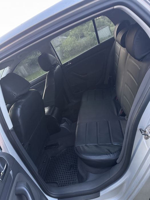 Продам Volkswagen Golf 5 2003