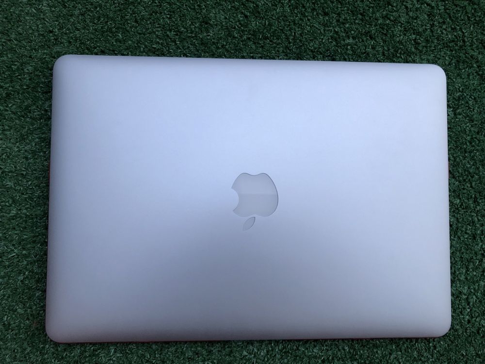 Apple MacBook Air 13