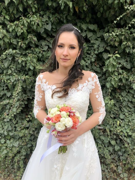 Весільна сукня