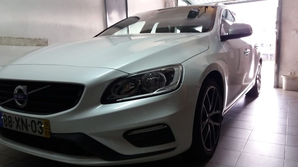 Volvo v60 r design 2015