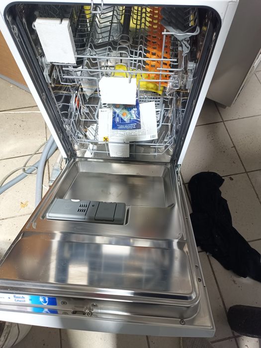 Kuchenka mikrofalowa do zabudowy Bosch