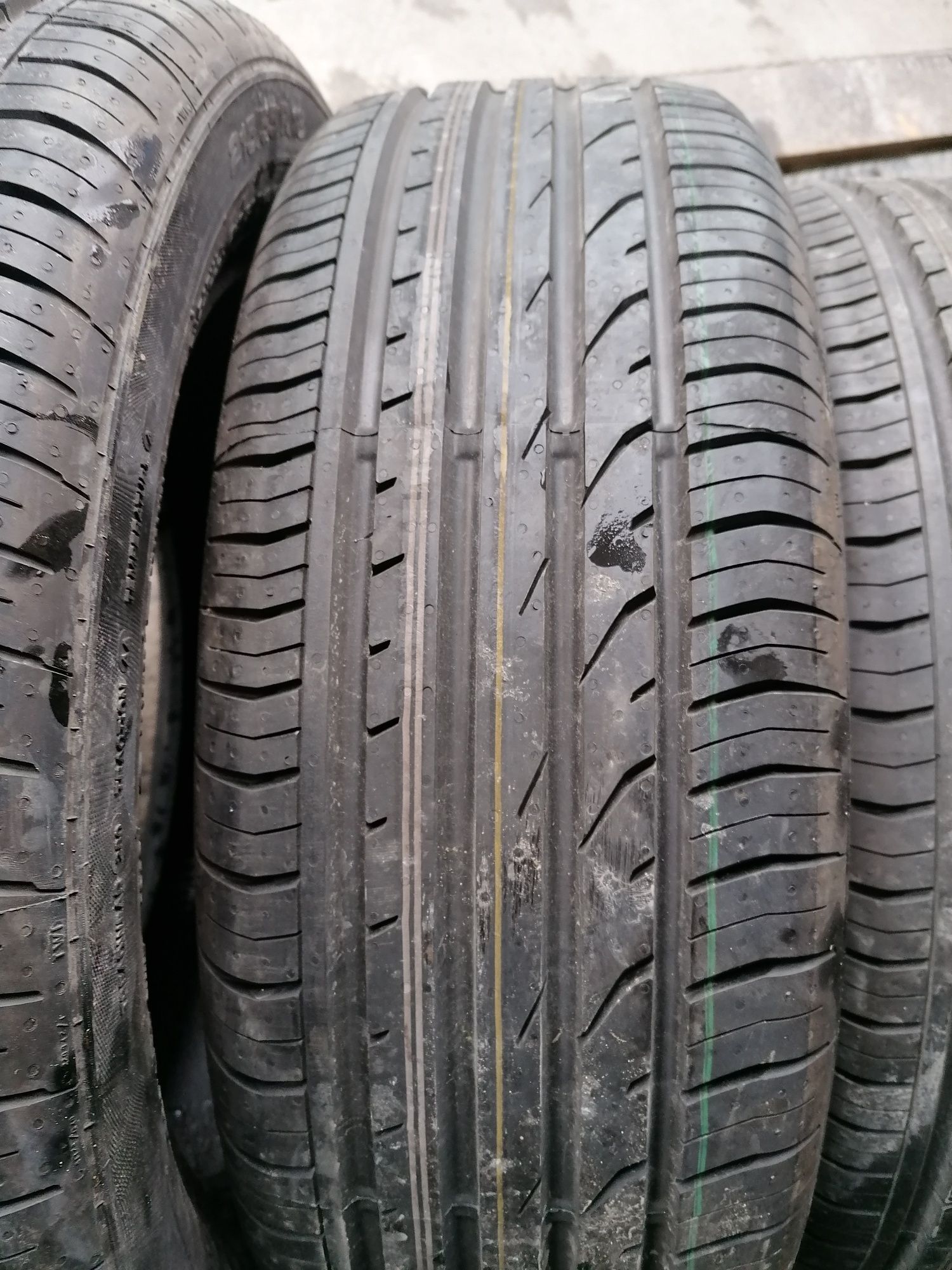 Opony letnie nowe leżaki 215/55r18 Continental komplet 4 sztuki