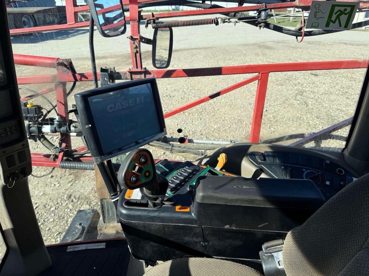 Самохідний оприскувач Case IH 3330 2014р.в.