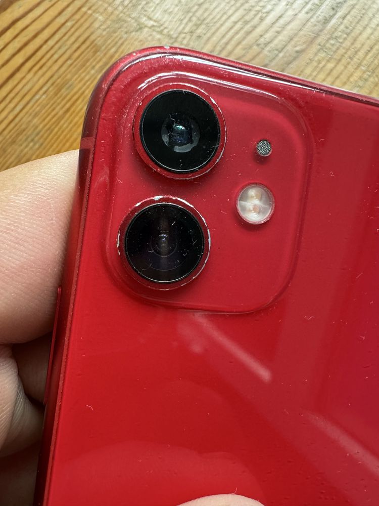 Iphone 11 128gb з проблемами