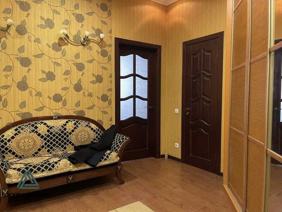 Продаж від першого власника Повноцінна 2к 90 м2 по вул.Урлівська 16/37