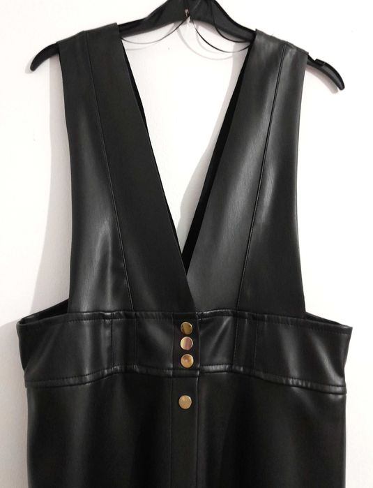 Vestido midi imitação de pele da Zara T: L Novo c/etiqueta