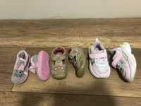 Дитяче взуття 18-19 розміру