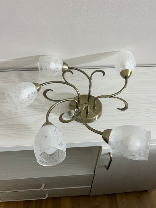 Elegancma lampa sufitowa