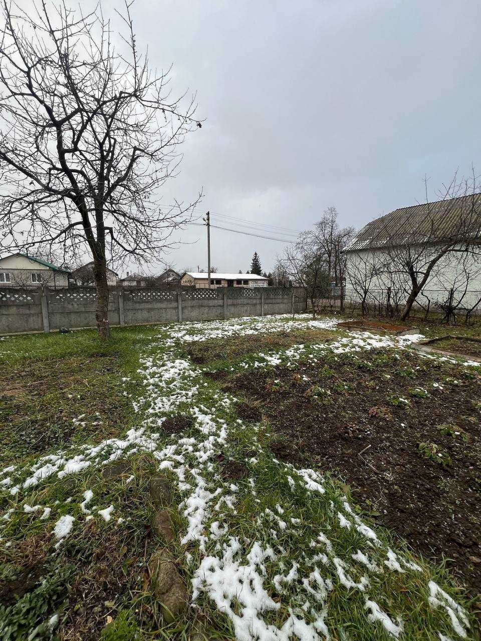 Продаж будинку + земельна ділянка в с.Березівка