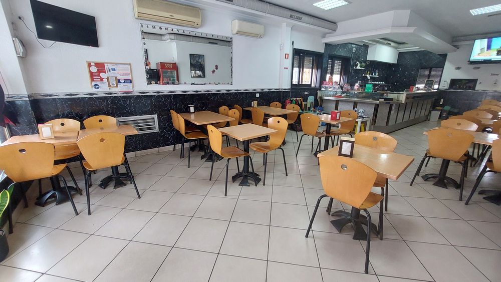 Cafe/ Snack Bar em Fanzeres