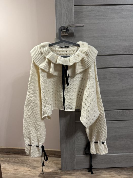 Zara.кофта розмір S-M, у складі є альпака .
