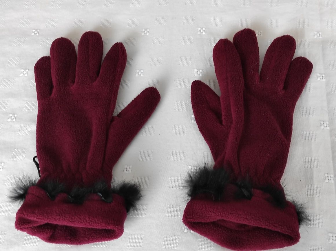 Zestaw zimowy damski czapka, szalik i rękawiczki z polaru