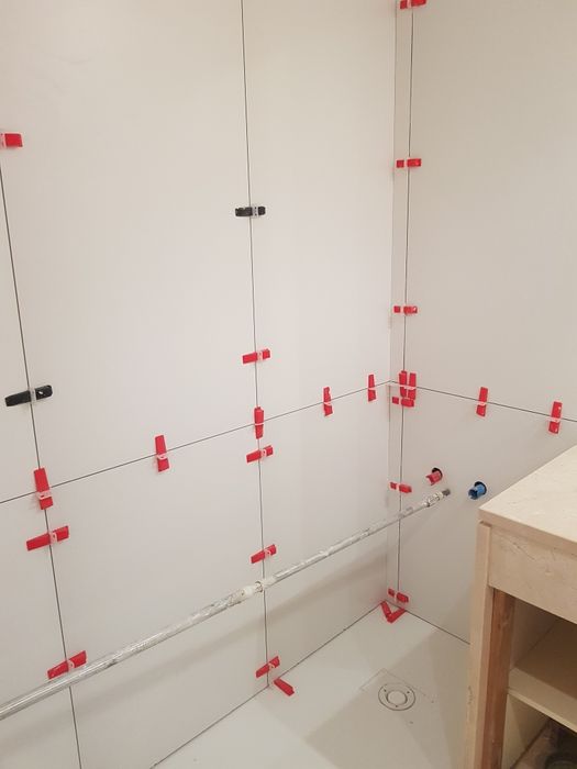 Fazemos todo o tipo de obras e remodelações.