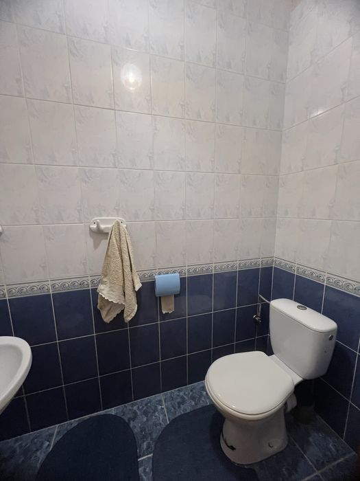 Продається двоповерховий будинок