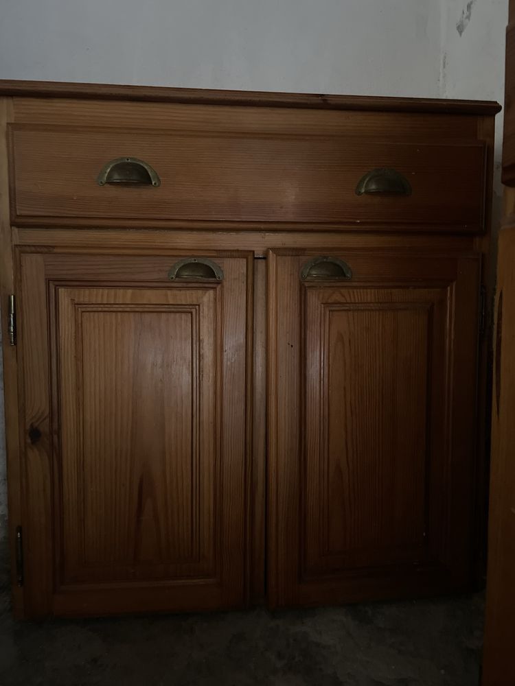 Moveis de cozinha em madeira