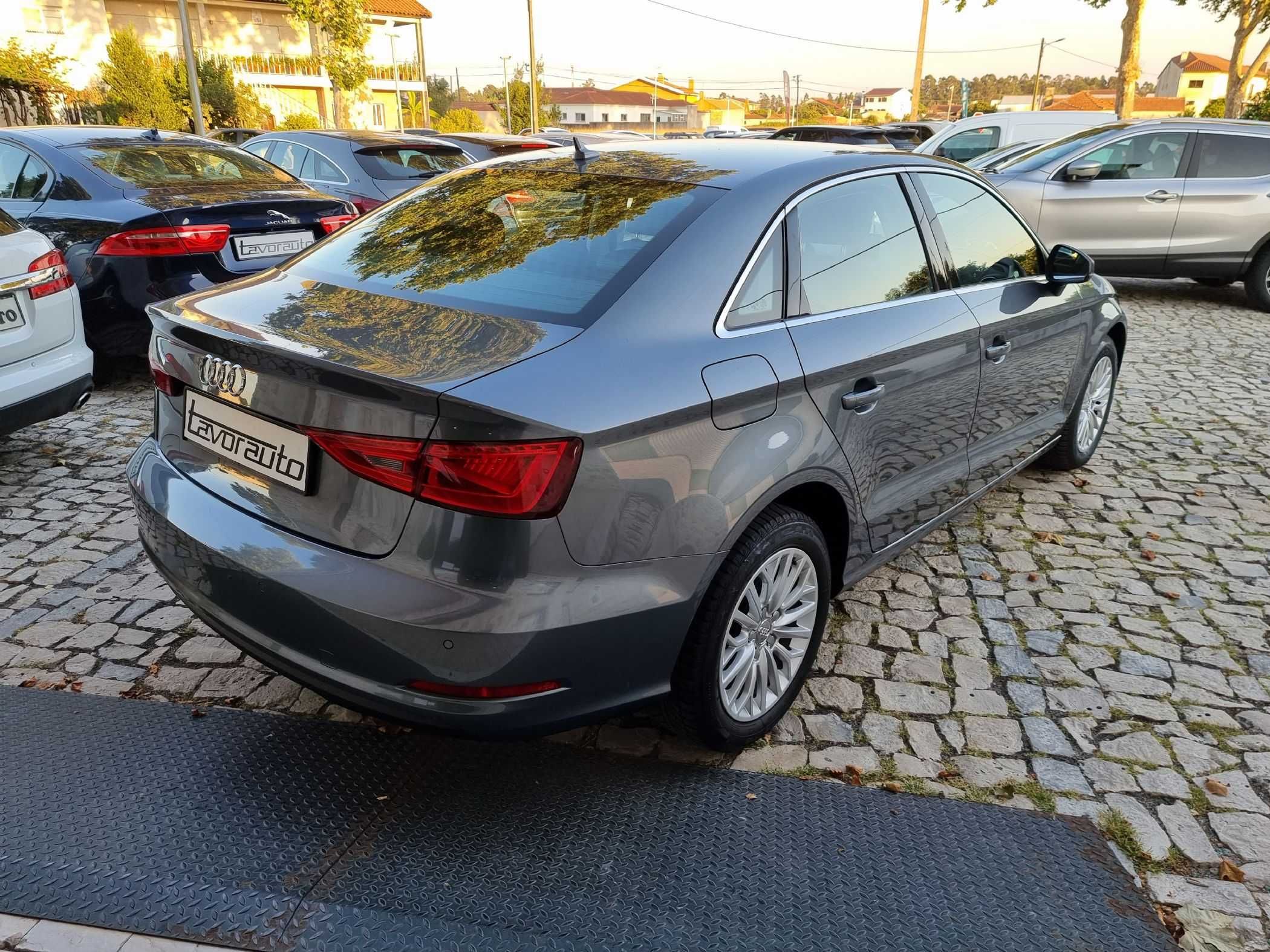 AUDI A3 LIMOUSINE