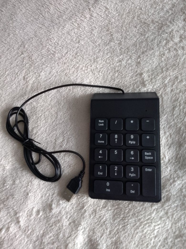 Продам: Міні дротову цифрову клавіатуру USB