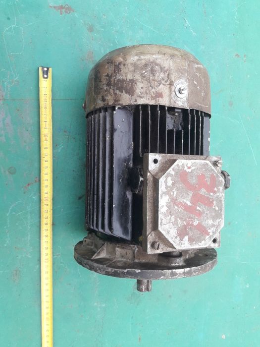 Электромотор три фази 1.1 квт