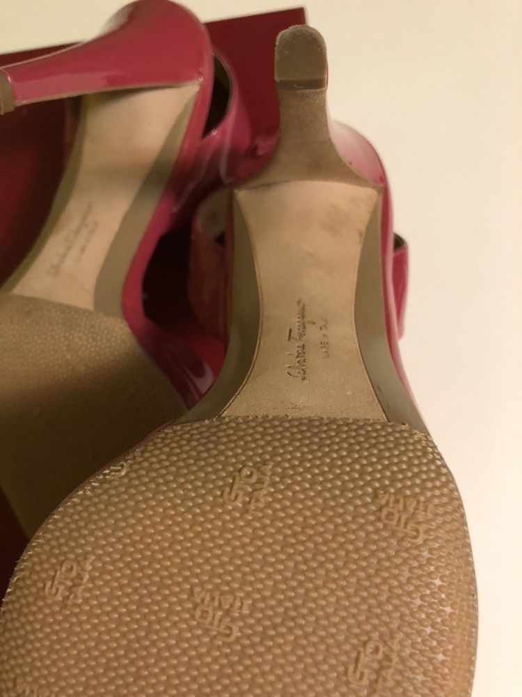 Босоножки Salvatore Ferragamo, оригинал