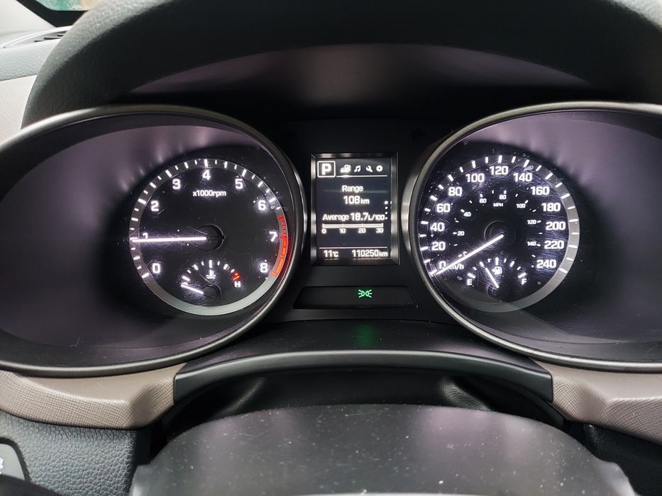 Продам Hyundai SantaFE 2017