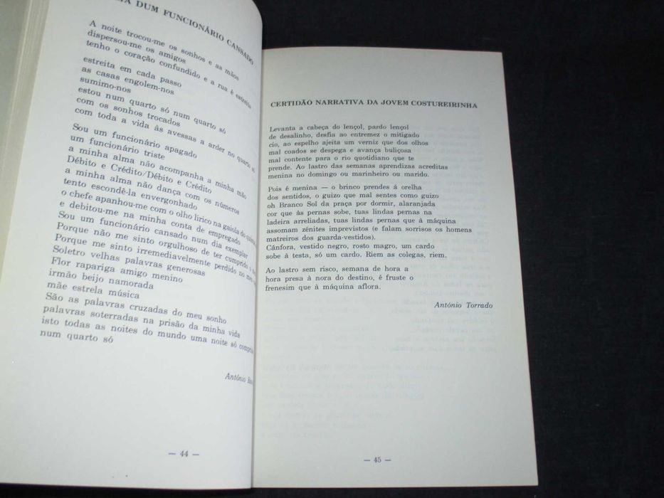 Livro O Trabalho Antologia Poética