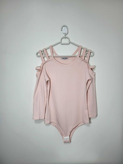 Pudrowy róż body na długi rękaw, Butik