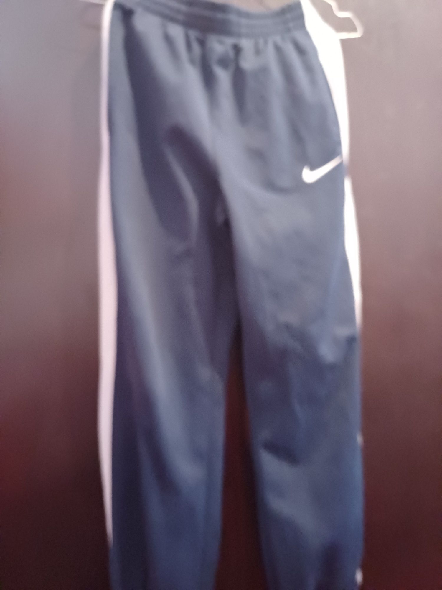 Vende se Calças  Nike