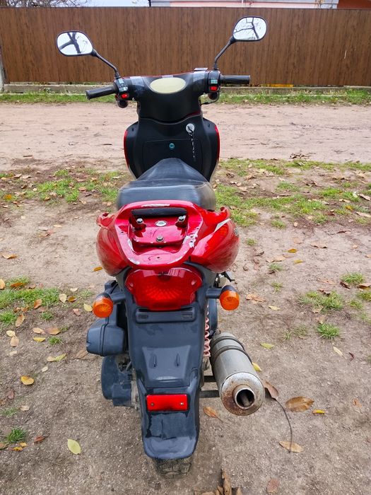 Скутер 150куб. в гарному стані