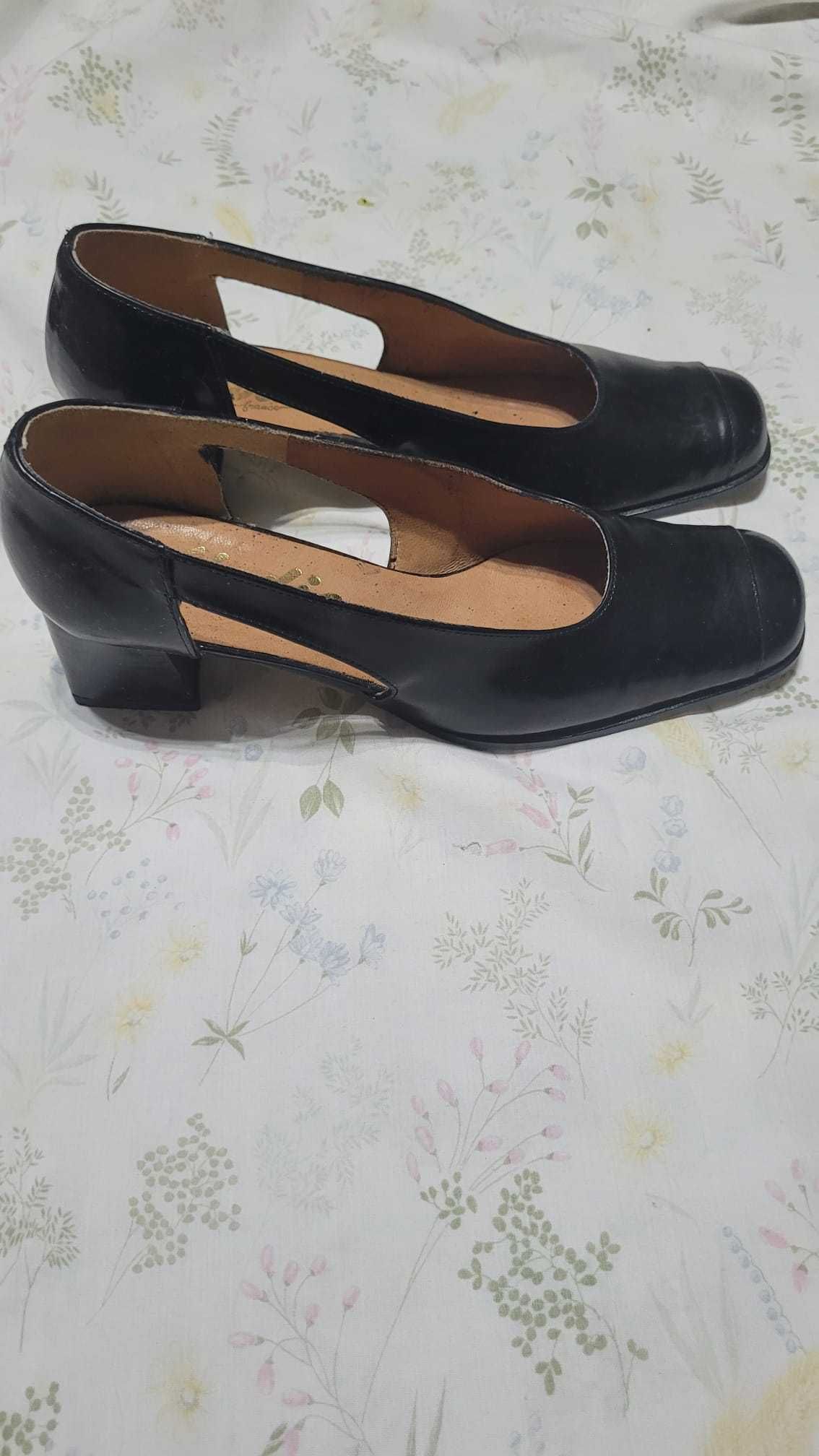Sapatos de senhora Élodie France