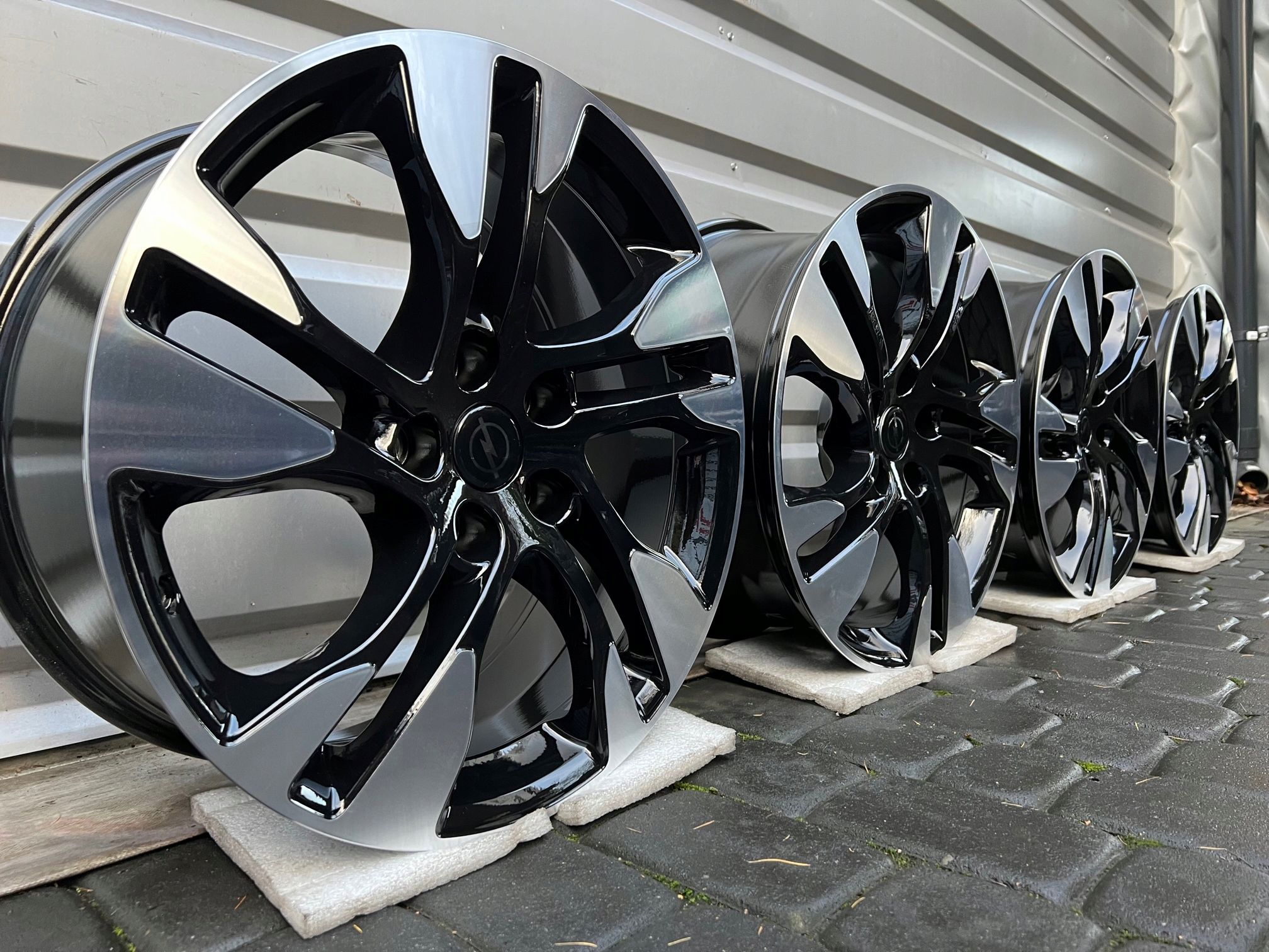 NOWE Felgi Opel 18 Insignia II Astra GTC Zafira