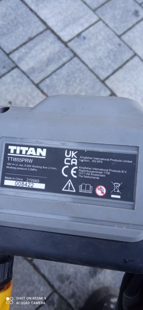 Titan myjka ciśnieniowa akumulatorowa zaciąg z beczki 18v